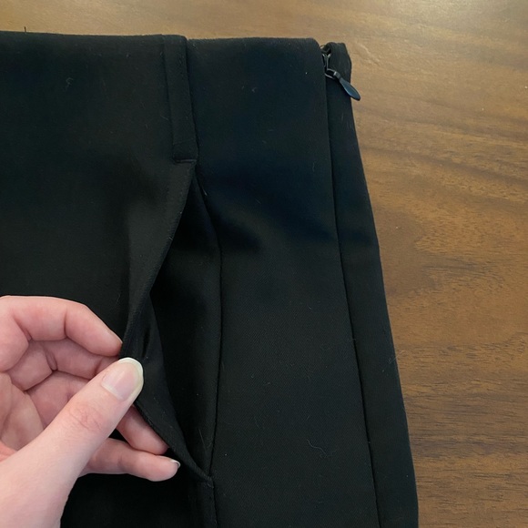 Black Zara Mini Skirt - Picture 2 of 6